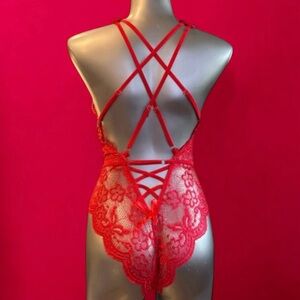 🆕 Elegant Red Lace Chemise Bodysuit with Strappy Back